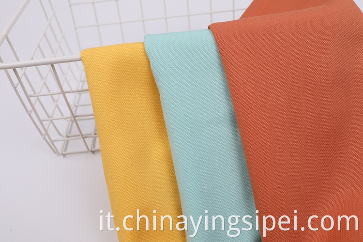 Esempi ecologici ecologici a 145 gsm di prezzo in tessuto twill tinto di rayon in vendita